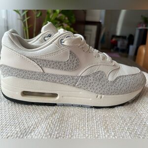Nike Air Max 1 '87
Safari Summit White Phantom (Women's)
